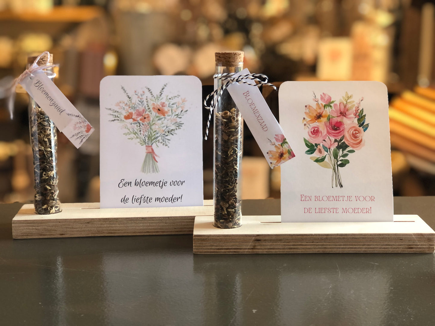Reageerbuisje bloemenzaad met kaart