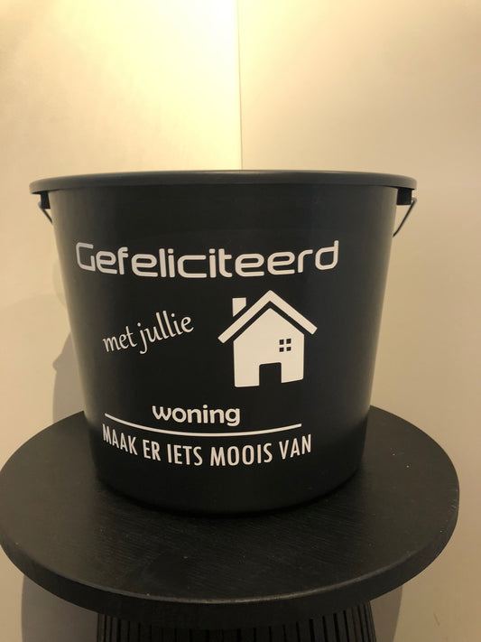 Emmer gefeliciteerd woning
