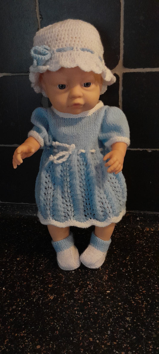 Poppenkleertjes 08